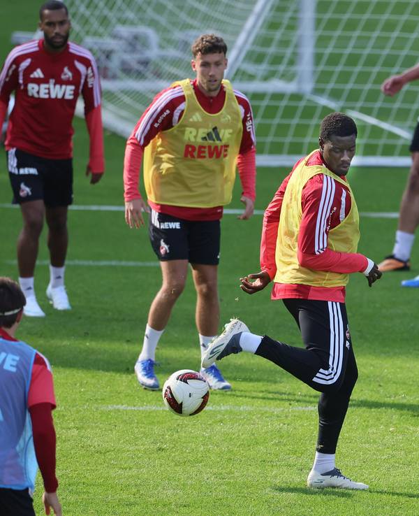 Übung im Training des 1. FC Köln.