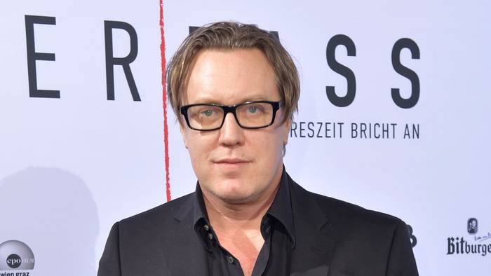 Schauspieler Nicholas Ofczarek hat erstmals öffentlich über seine MS-Diagnose gesprochen. (Bild: 2019 Getty Images/Hannes Magerstaedt)