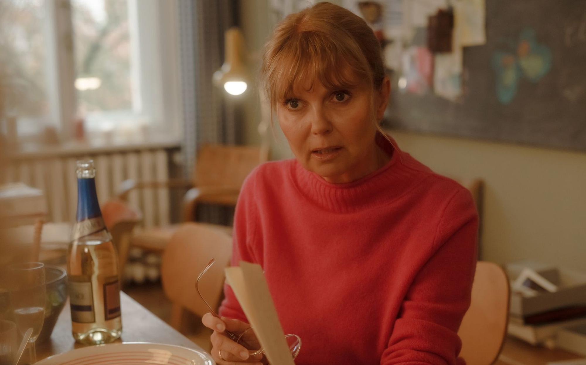 Comeback bei „Kanzlei Liebling Kreuzberg“: Auch in der Spielfilm-Fortsetzung der Original-TV-Serie spielt Roswitha Schreiner die Tochter des Kanzleigründers. (Bild: ARD Degeto/Odeon Fiction GmbH/Stefan Erhard)