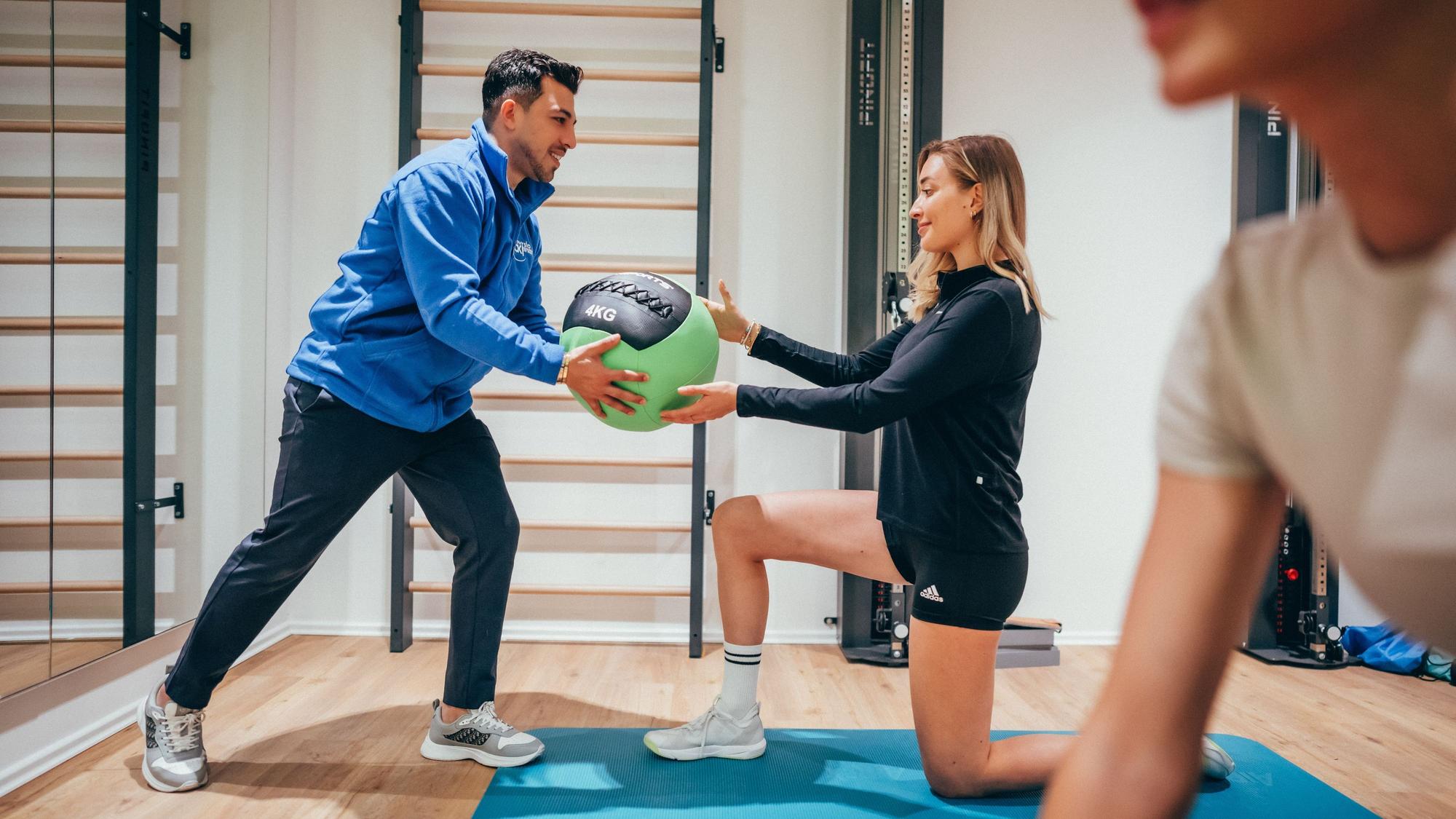 Erfolgsstory: Chaled Qarizada baute die Physiotherapiekette Physio CKI auf