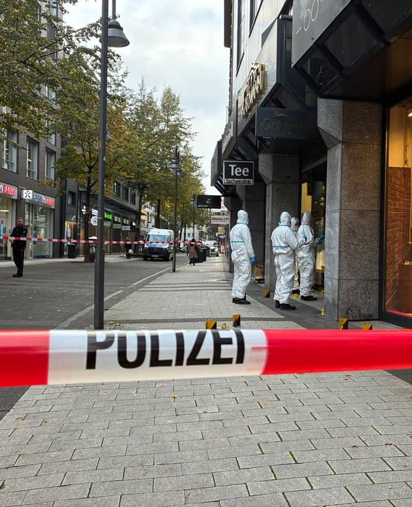 Polizeieinsatz nach Schüssen an der Breitestraße.