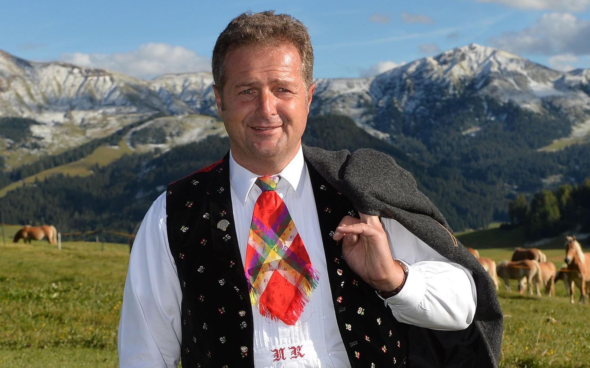 Kastelruther-Spatzen-Sänger Norbert Rier bekommt beim Anblick einiger Schlagerformate Kopfschmerzen. (Bild: 2013 Getty Images/Mandl)