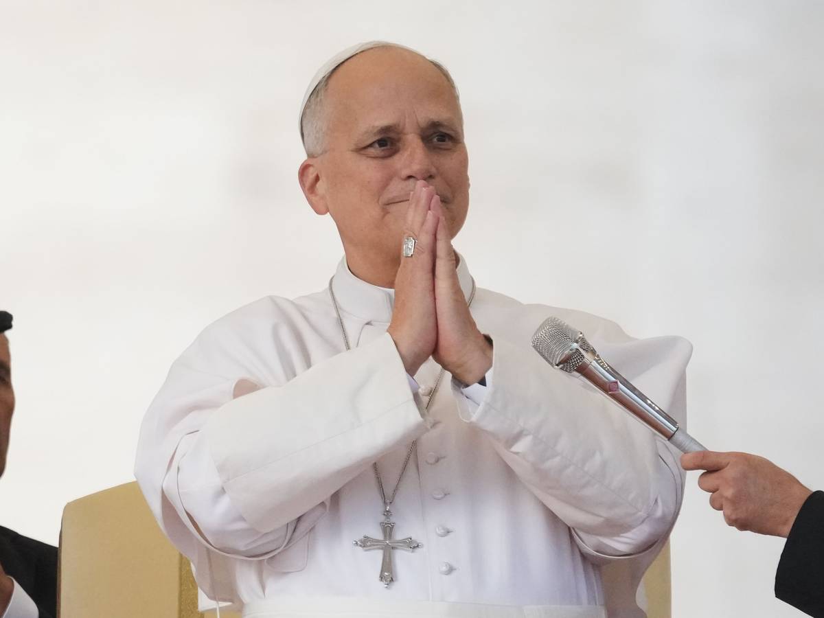 Papst Leo XIV. hält seine wöchentliche Generalaudienz auf dem Petersplatz ab.