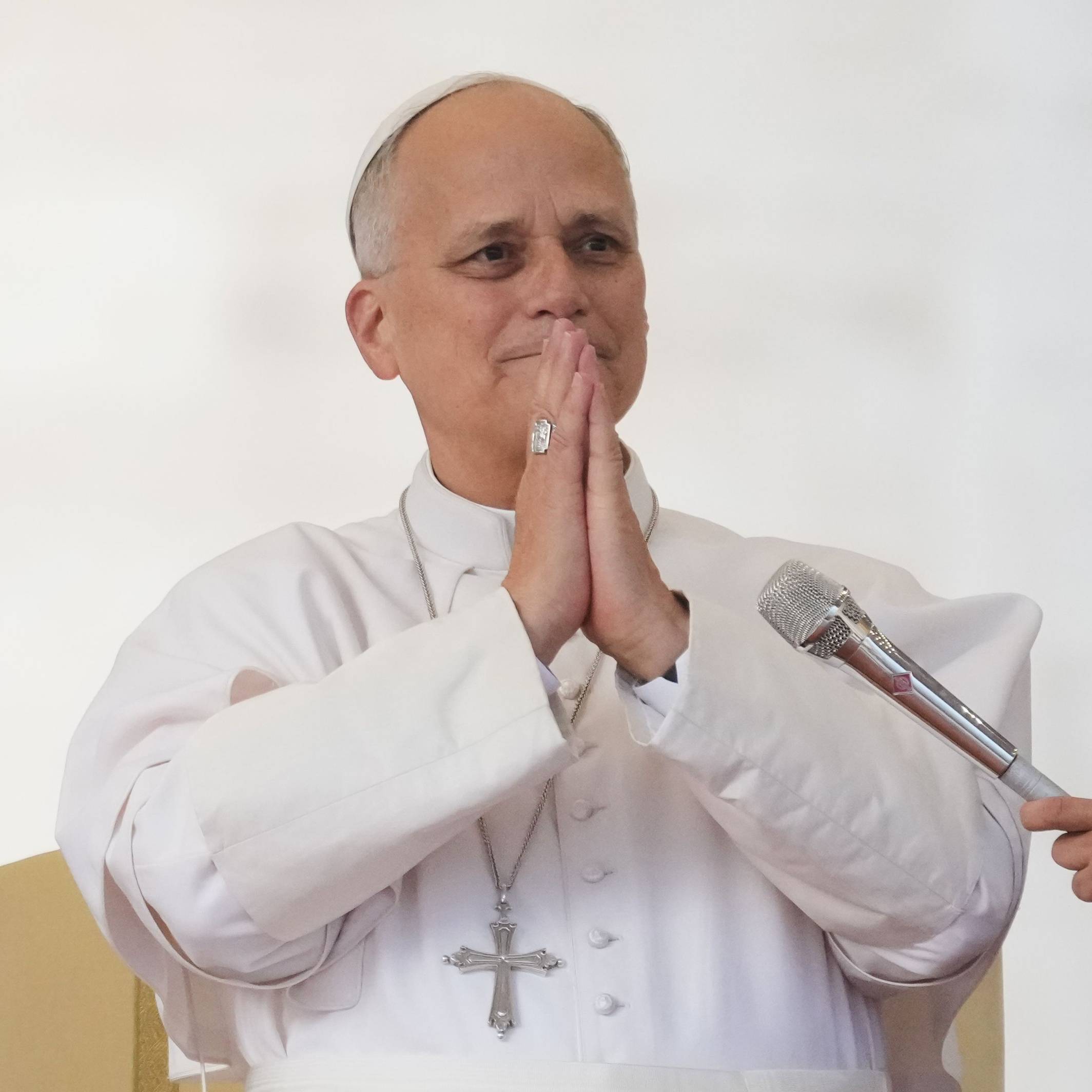 Papst Leo XIV. hält seine wöchentliche Generalaudienz auf dem Petersplatz ab.