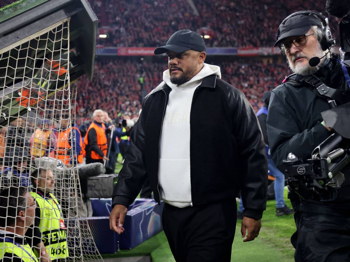 Vincent Kompany kommt auf den Platz.