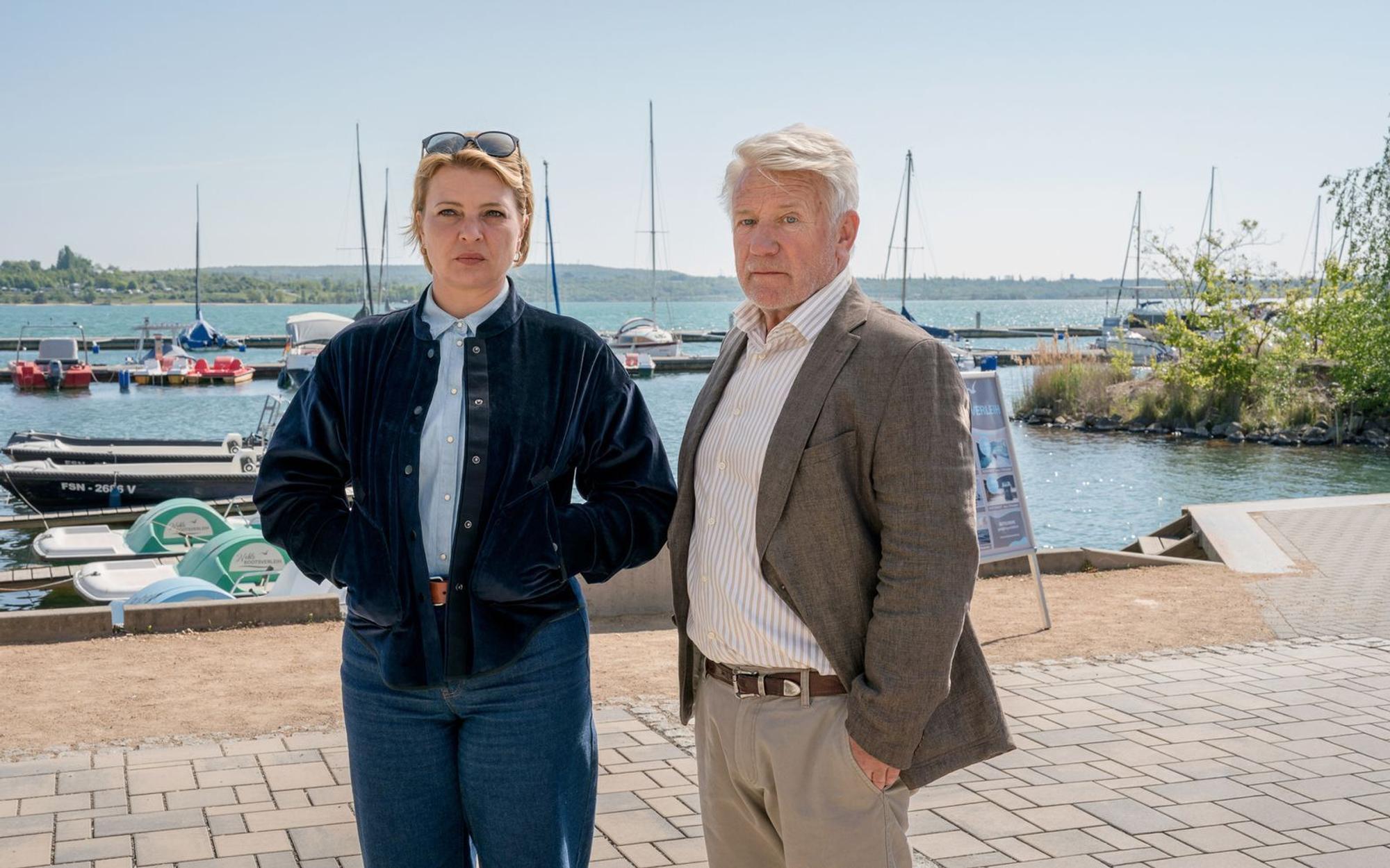 20 Jahre sind vergangen, seit Ina Sedlitz (Jördis Triebel) ihren Heimatort und damit auch ihren Vater Walter Sedlitz (Jörg Schüttauf) verlassen hat. (Bild: ZDF/Steffen Junghans)