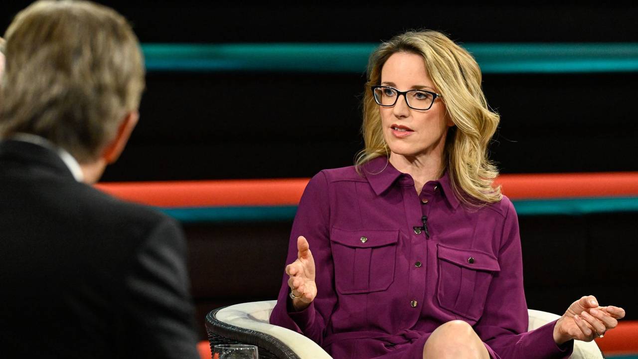 Ethikerin Alena Buyx forderte, dass nicht alle Jobs an die KI übergeben werden dürfen. (Bild: ZDF / Markus Hertrich)