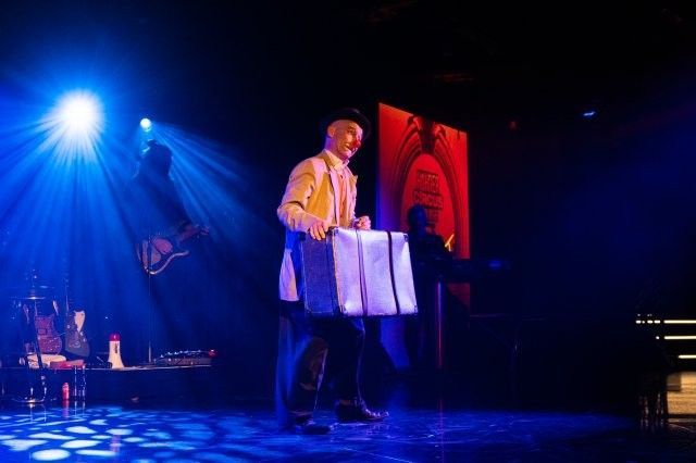 Circus-Show an Board