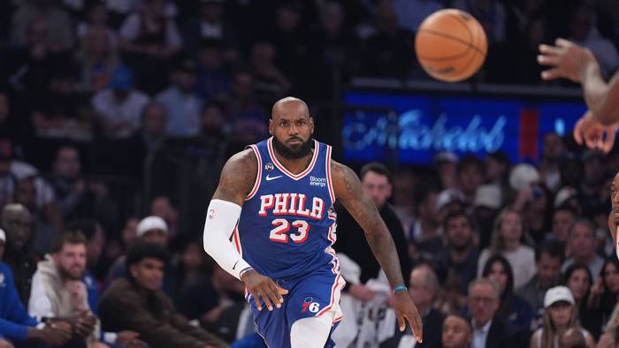 LeBron James spielt jetzt für die Philadelphia 76ers.