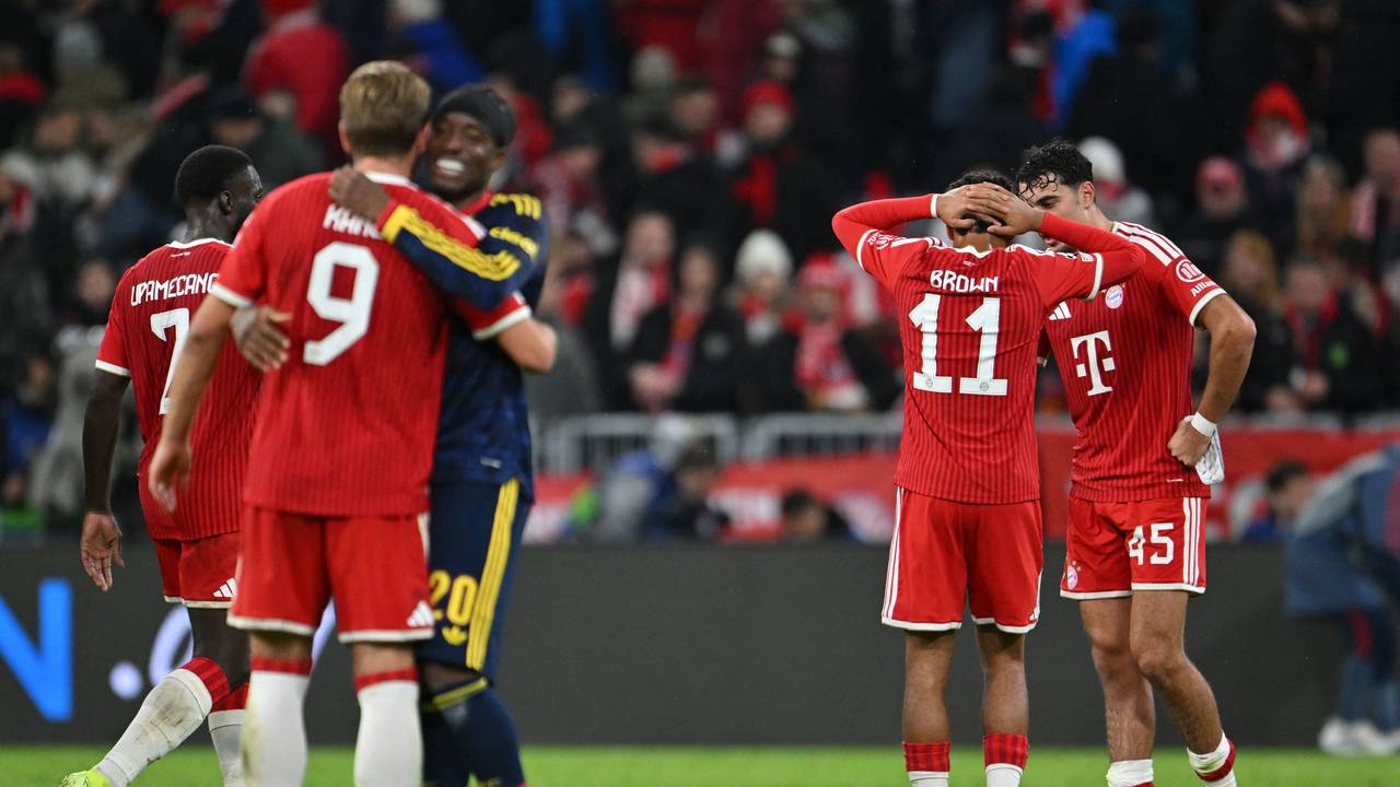 21.10.2026, Bayern, München: Fußball, Männer: Champions League, Vorrunde, 3. Spieltag, Bayern München - FC Arsenal. Die Spieler reagieren nach dem Spiel. Foto: Peter Kneffel/dpa +++ dpa-Bildfunk +++