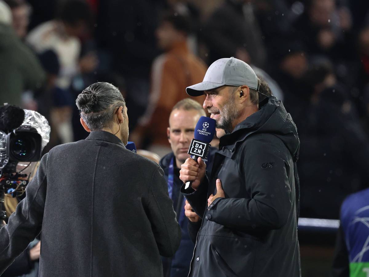 Jürgen Klopp im Interview bei DAZN.