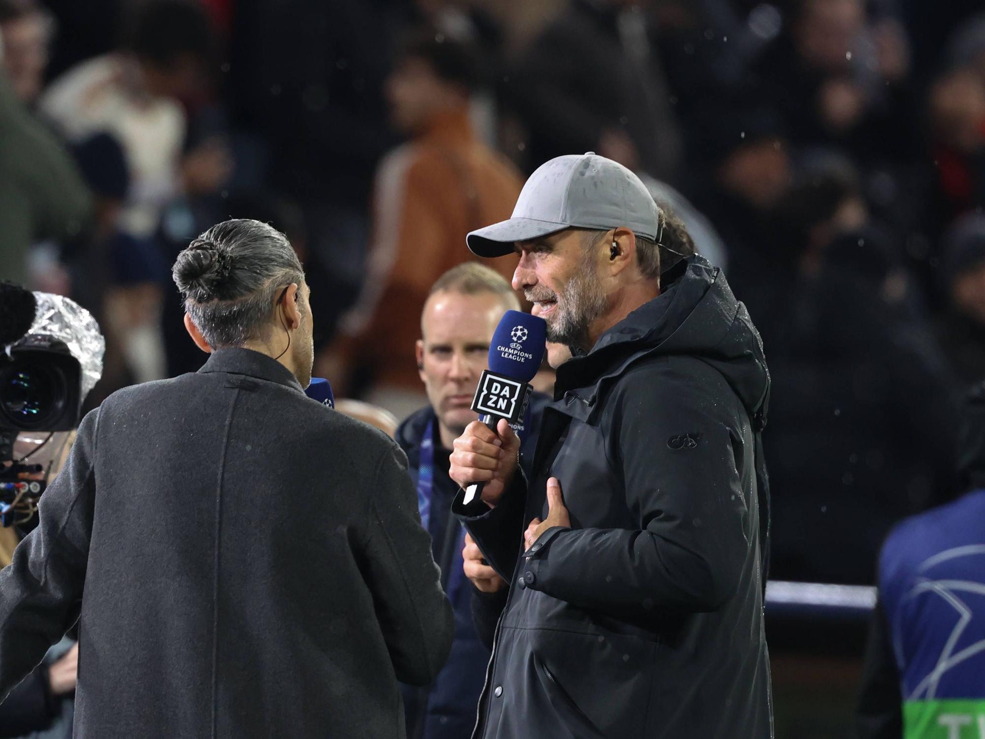 Jürgen Klopp im Interview bei DAZN.
