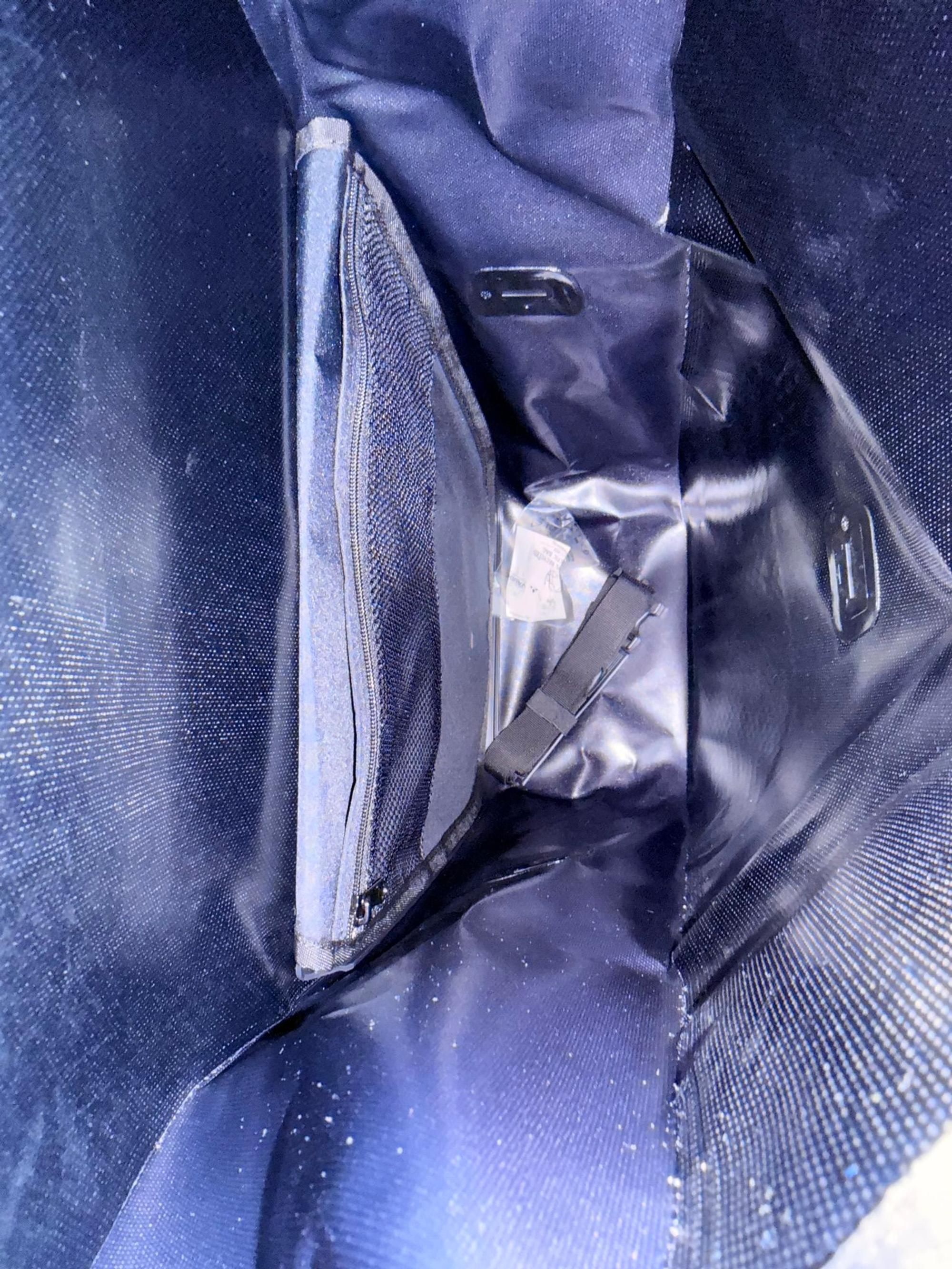 Die Fahrradtasche von Innen.