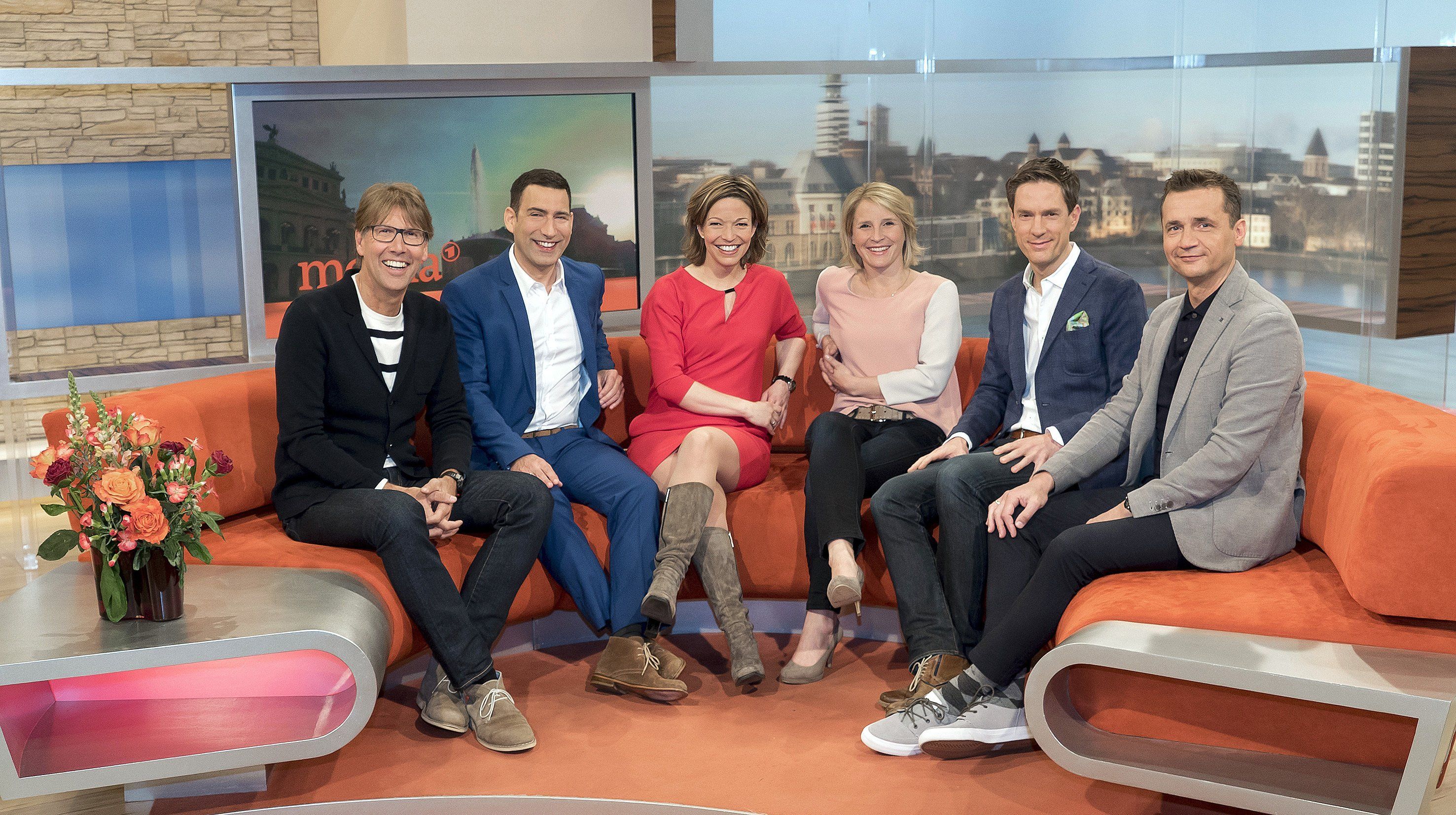 Moderatoren des ARD-Morgenmagazin: v.l.n.r. Peter Großmann, Till Nassif, Anna Planken, Susan Link, Sven Lorig und Donald Bäcker