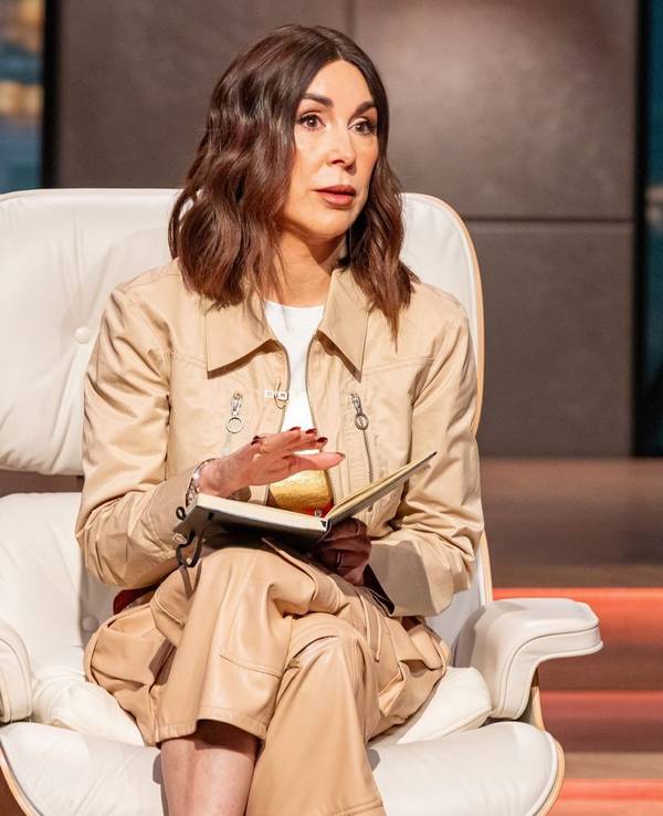 Judith Williams (Bild) kann das Verhalten ihrer Kollegin Janna Ensthaler nicht nachvollziehen. (Bild: RTL / Bernd-Michael Maurer)