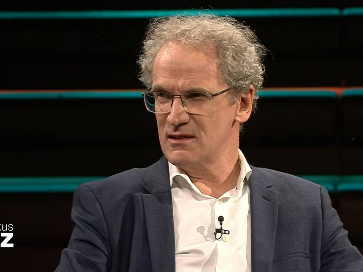 Eine Ausgrenzung von Ostdeutschland könne auf lange Sicht gravierende Folgen haben, sorgte sich Publizist Dirk Oschmann. (Bild: ZDF)