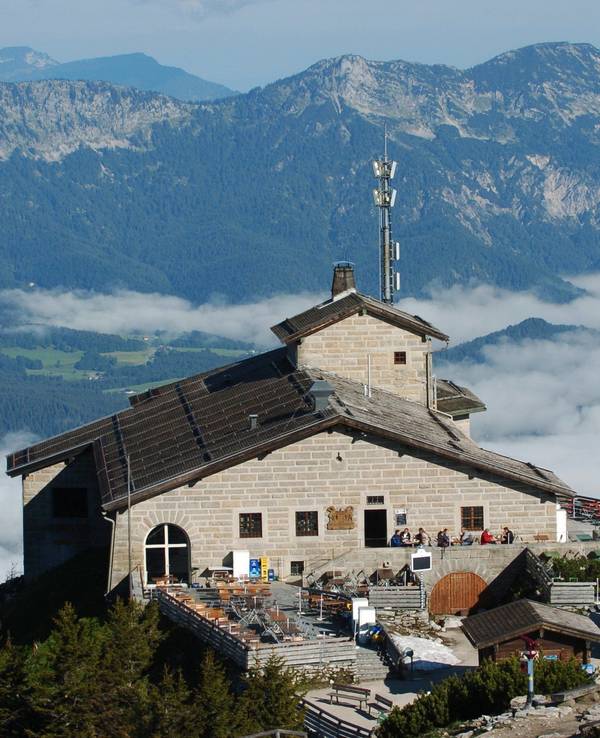 Das Kehlsteinhaus, aufgenommen am 21.06.2004 auf dem 1835 Meter hohen Kehlstein oberhalb von Berchtesgaden.