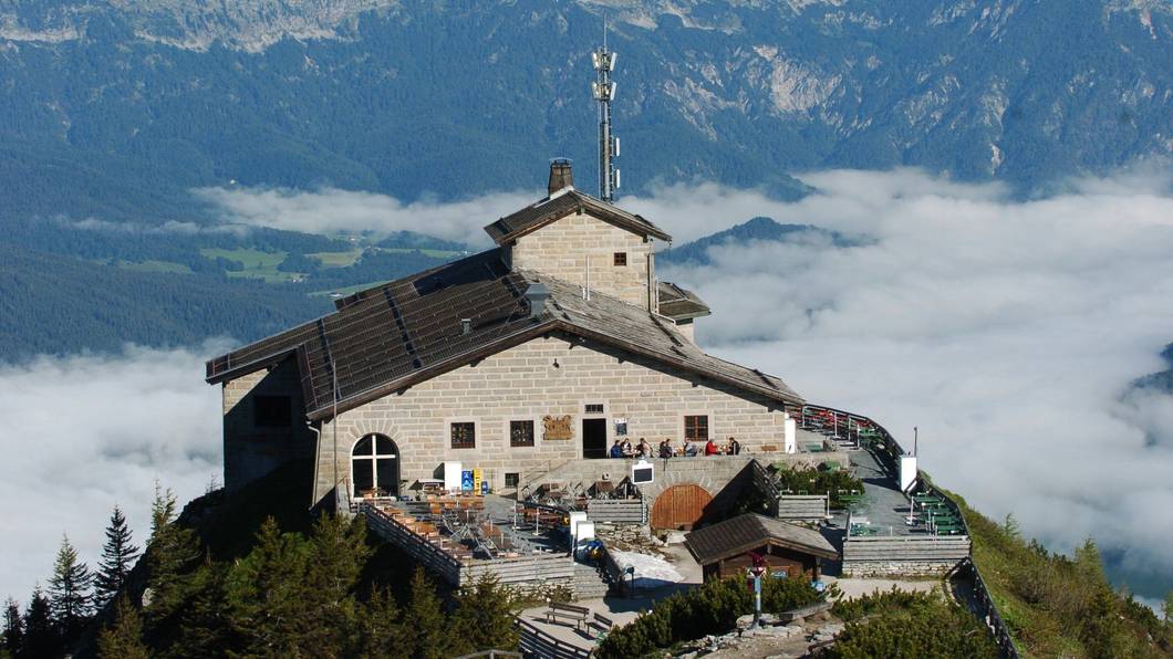 Das Kehlsteinhaus, aufgenommen am 21.06.2004 auf dem 1835 Meter hohen Kehlstein oberhalb von Berchtesgaden.