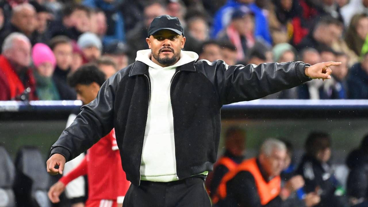 Anweisungen beim Bayern-Spiel von Vincent Kompany.