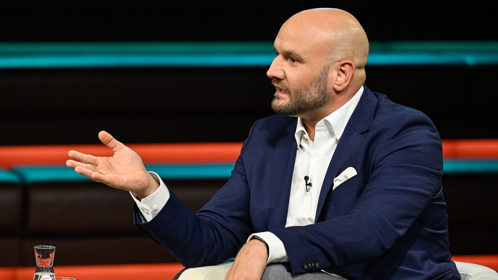 Christian Miele war von den Aussagen des SPD-Politikers nicht überzeugt. (Bild: ZDF / Markus Hertrich)