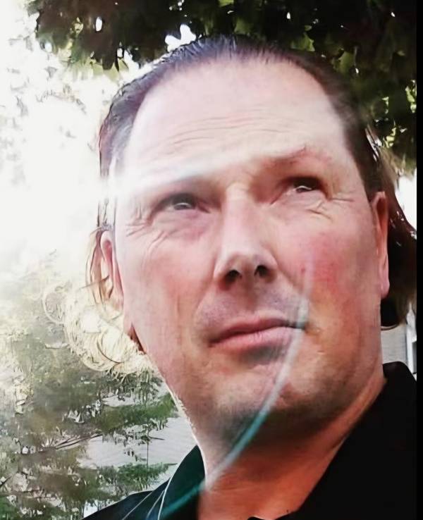Herbert G. wurde von mehreren Personen angegriffen und brutal verprügelt. An den Folgen zerbrach er.
