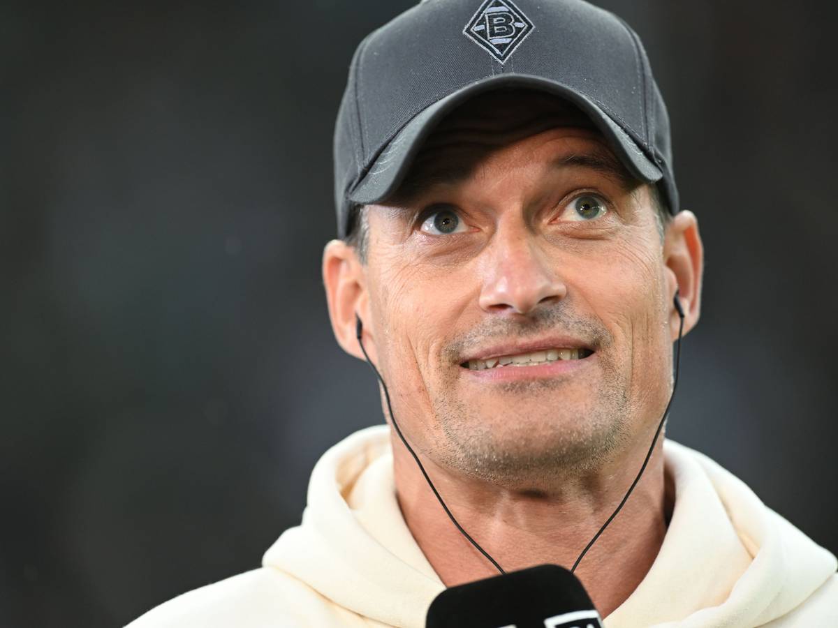 Alexander Blessin steht mit Borussia Mönchengladbach punktlos am Tabellenende.