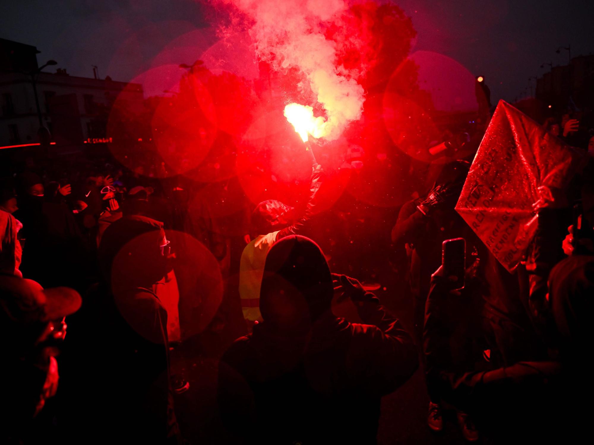 Krawall-Szenen aus Paris am Samstagabend (24. Oktober 2026)