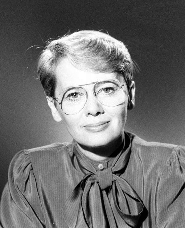 Fernsehansagerin Hanni Vanhaiden mit Brille