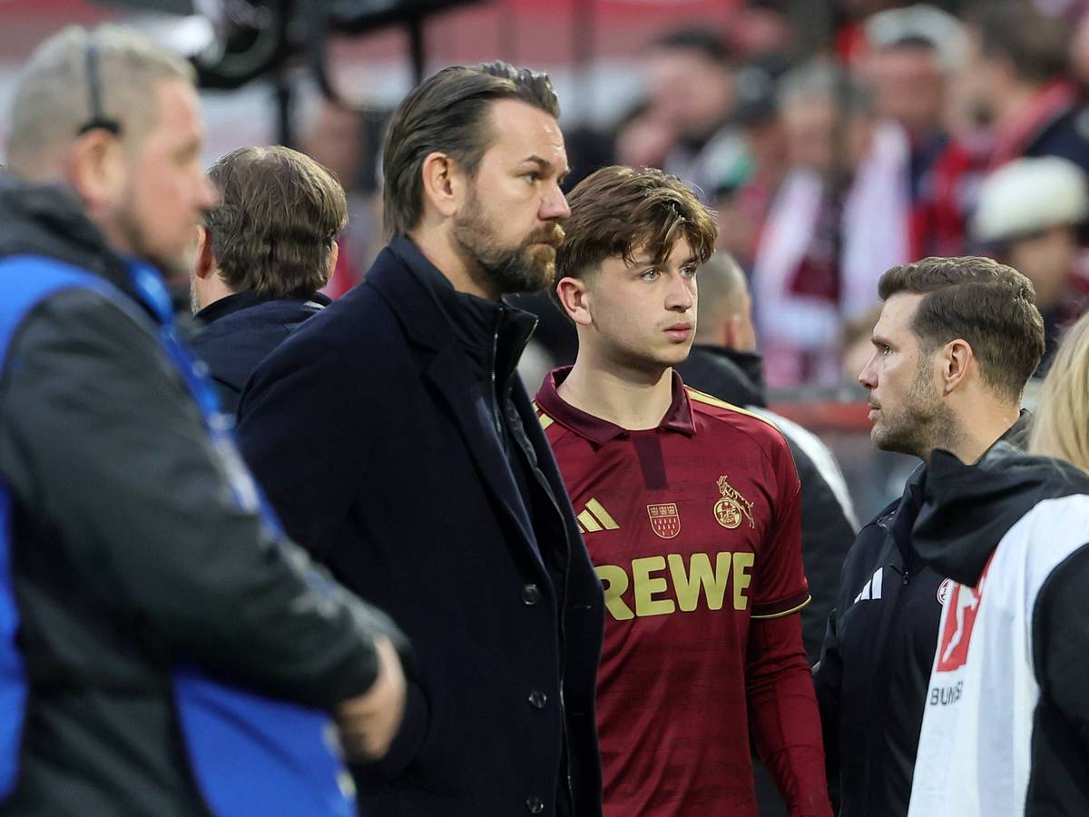 Thomas Kessler und Mikey Moore mit enttäuschter Miene.