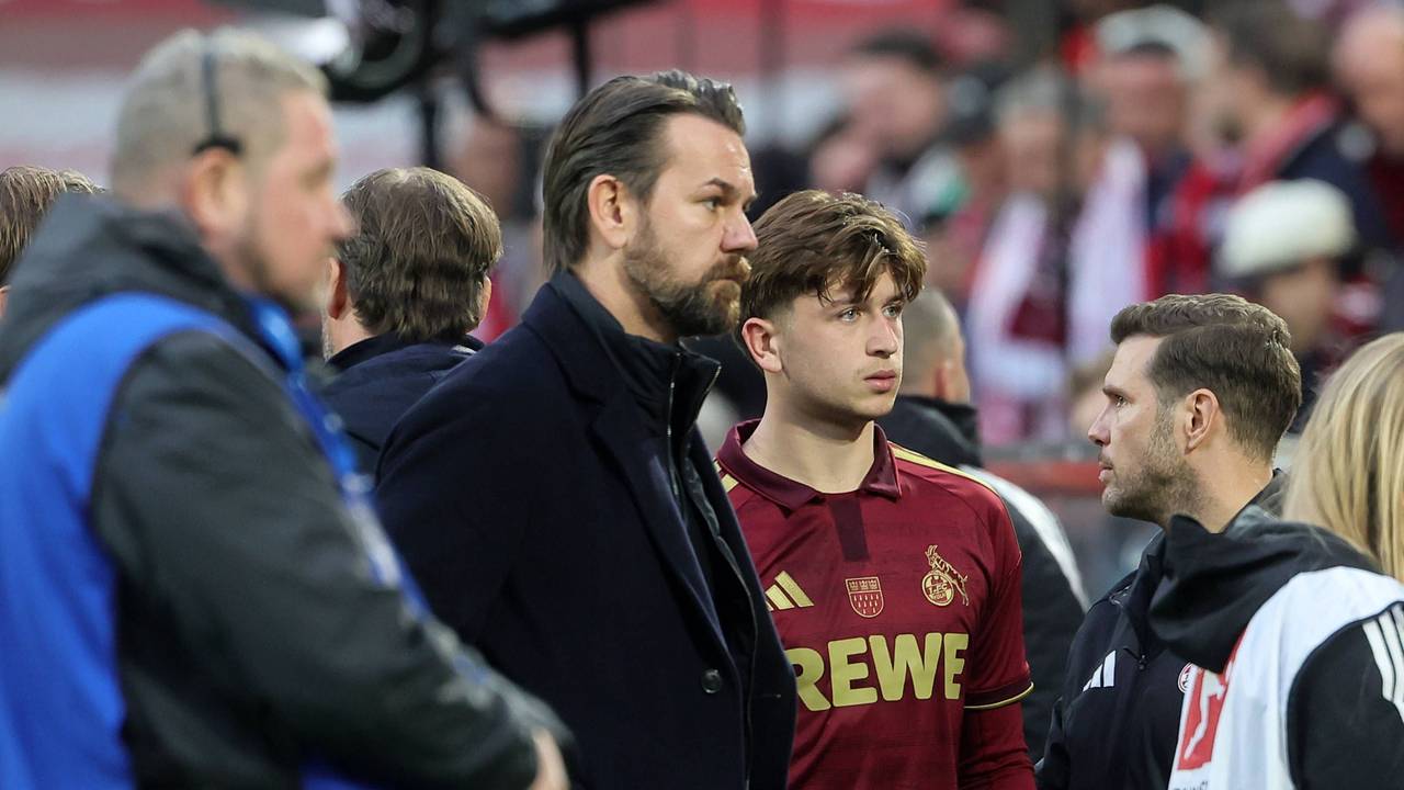 Thomas Kessler und Mikey Moore mit enttäuschter Miene.