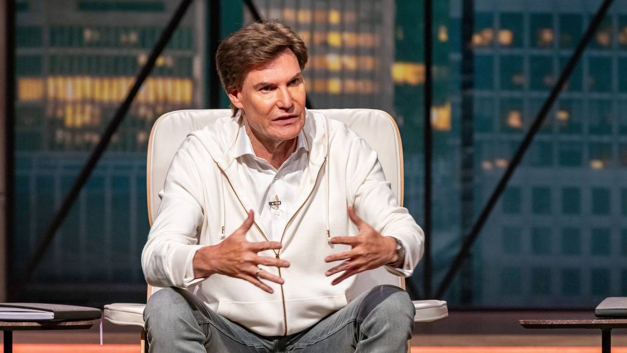 „Das ist umsatzmäßig eine Vollkatastrophe“, findet Carsten Maschmeyer. (Bild: RTL / Bernd-Michael Maurer)