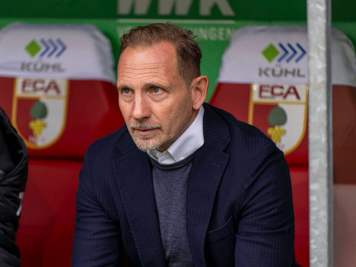 Mauro Lustrinelli auf der Bank.