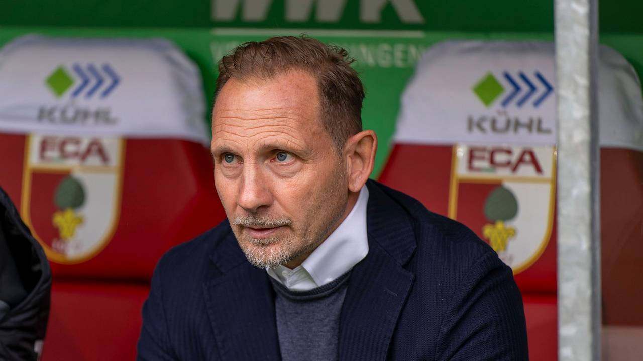 Mauro Lustrinelli auf der Bank.