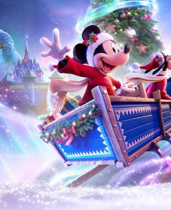 Disneyland Paris Bild mit Mickey Mouse und Olaf