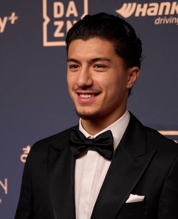 Ibrahim Maza lächelt bei der Ballon d`Or Zeremonie in London.