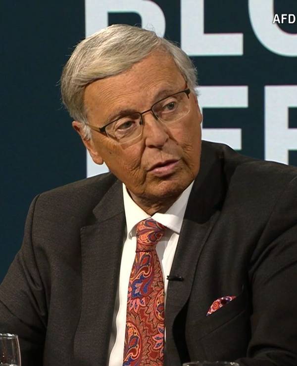 Wolfgang Bosbach hat sich im ntv-Talk „Blome & Pfeffer“ gegen ein AfD-Verbotsverfahren ausgesprochen. (Bild: RTL / ntv)