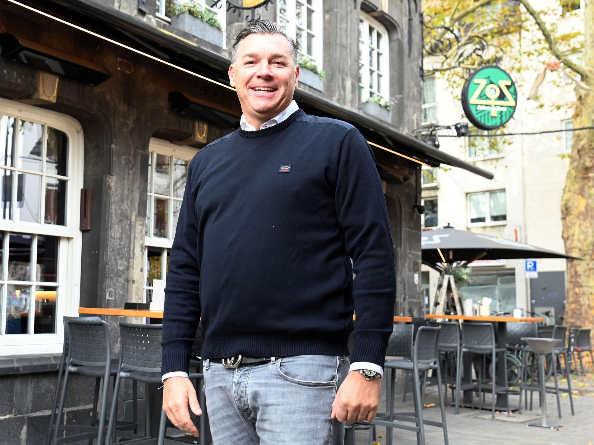 03.11.2025 Köln. Geert Dilien ist Wirt im Gilden im Zims. Foto aktuell.