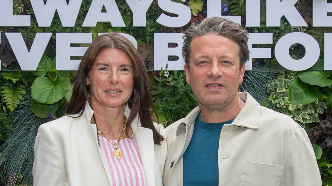 Jools und Jamie Oliver sind seit dem Jahr 2000 miteinander verheiratet. (Bild: 2024 Getty Images/Stuart C. Wilson)