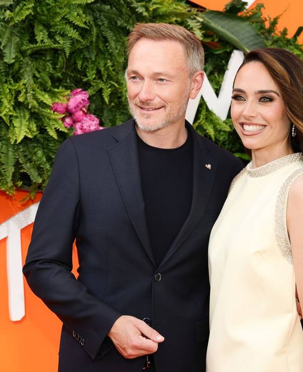 Im Podcast „Tigges trifft“ hat Franca Lehfeldt über die Entscheidung ihres Ehemanns Christian Lindner gesprochen, sich aus der Politik zurückzuziehen. (Bild: 2025 Getty Images/Andreas Rentz)