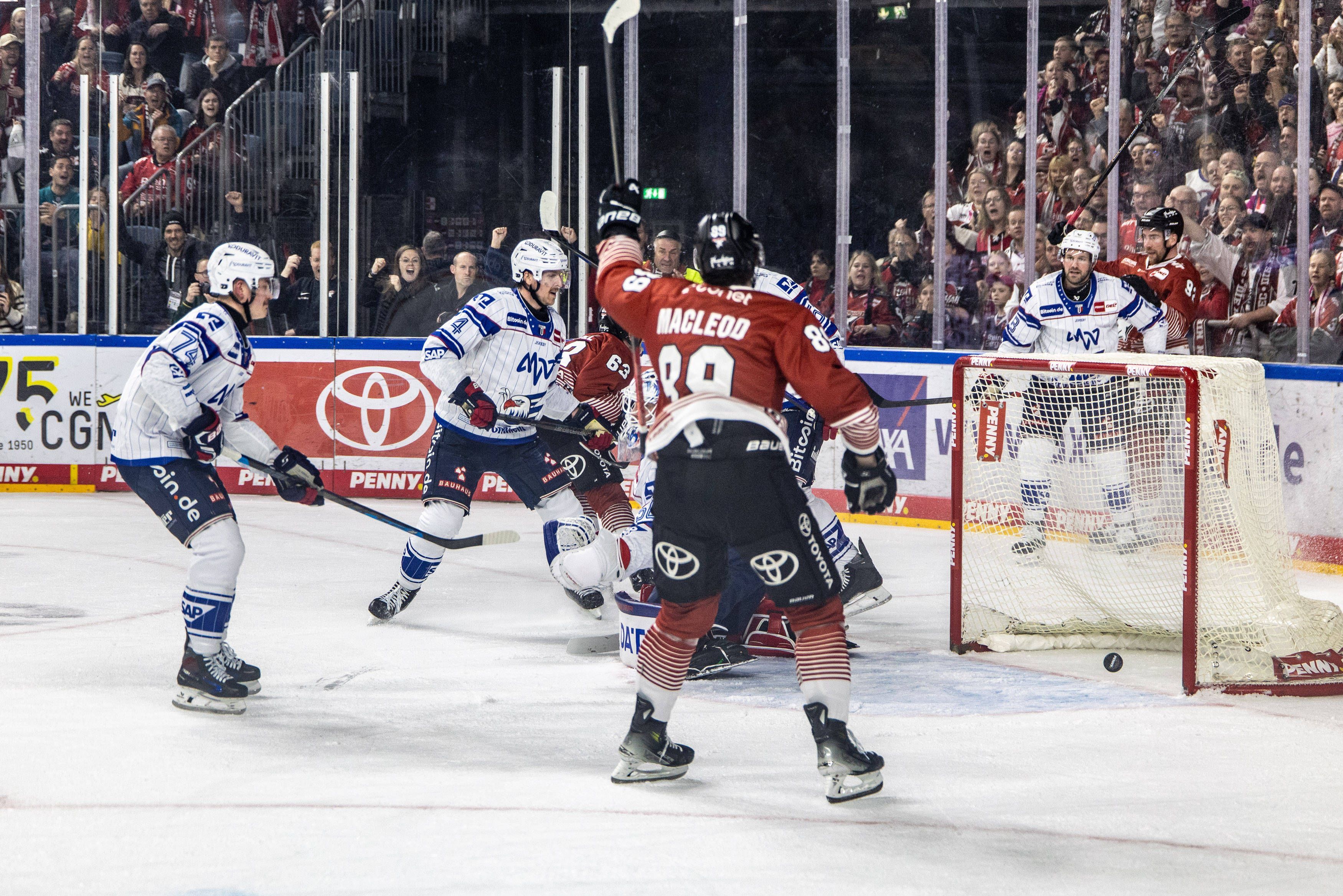 Tor für die Kölner Haie in der DEL.