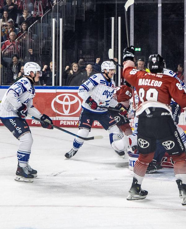 Tor für die Kölner Haie in der DEL.