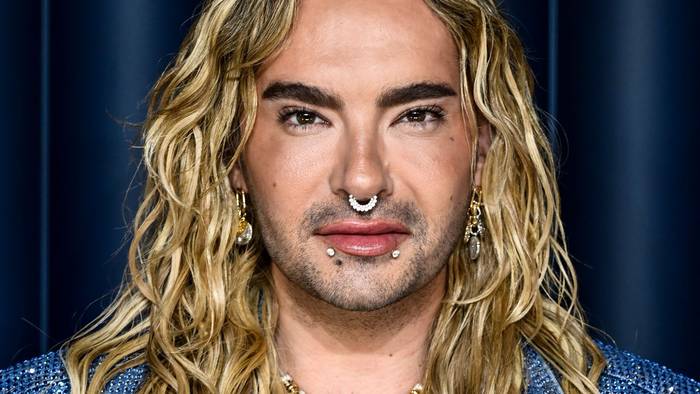 Im Podcast „Kaulitz Hills - Senf aus Hollywood“ berichtete Bill Kaulitz vom „wilden“ Tourleben. (Bild: 2025 Getty Images for BFC/Gareth Cattermole)