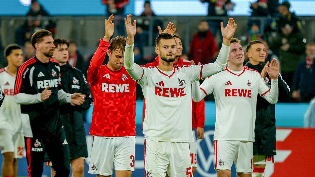 Jubel der FC-Profis um Tom Krauß.
