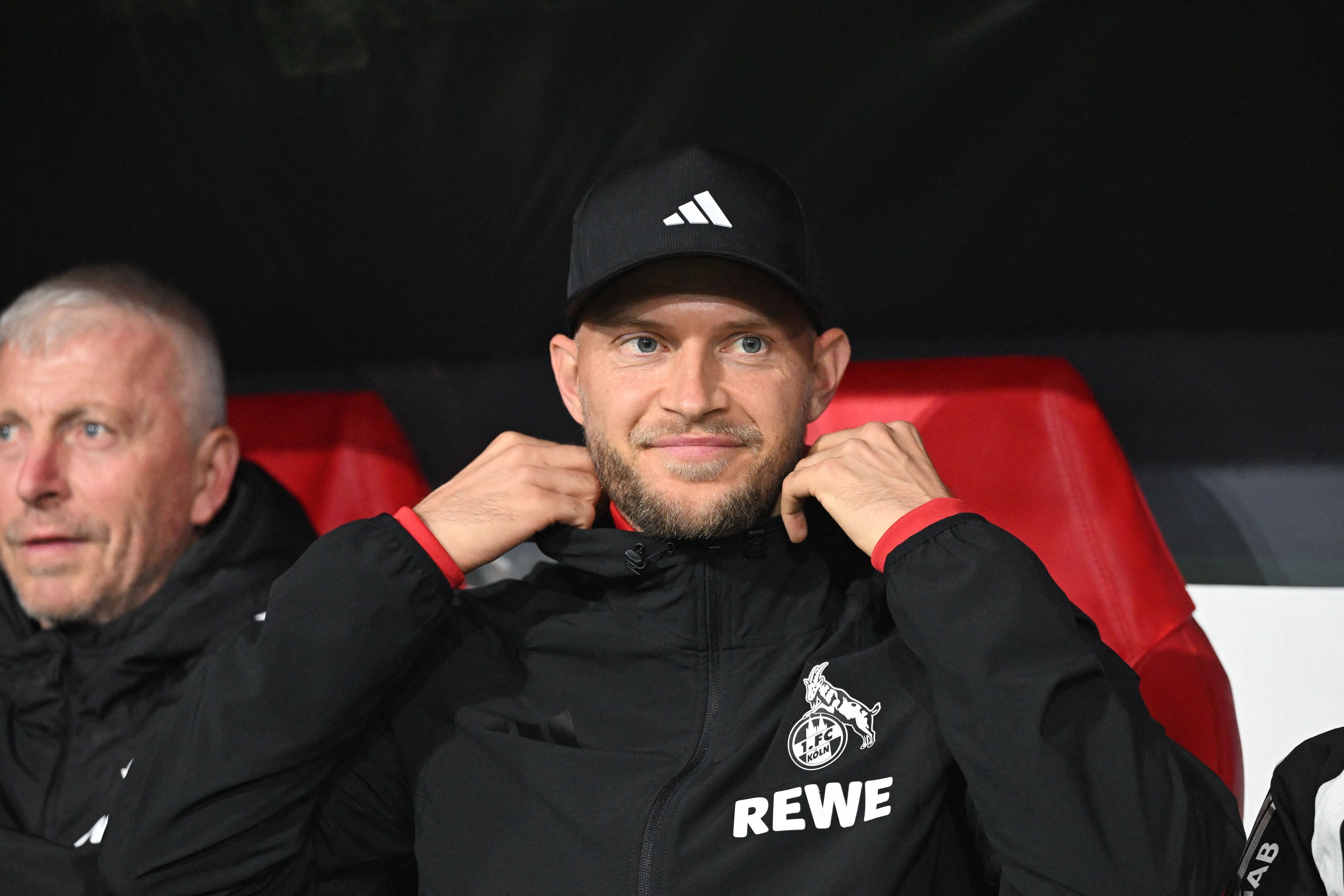 FC-Trainer René Wagner freut sich am Rande des Pokal-Erfolgs über die Leistung seiner Mannschaft.