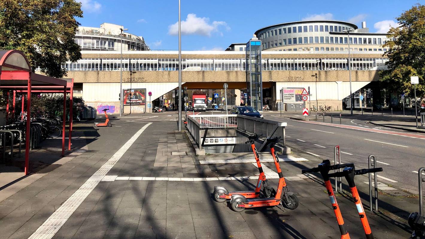 Das Umfeld der KVB-Haltestelle Neusser Straße/Gürtel soll neu gestaltet werden.