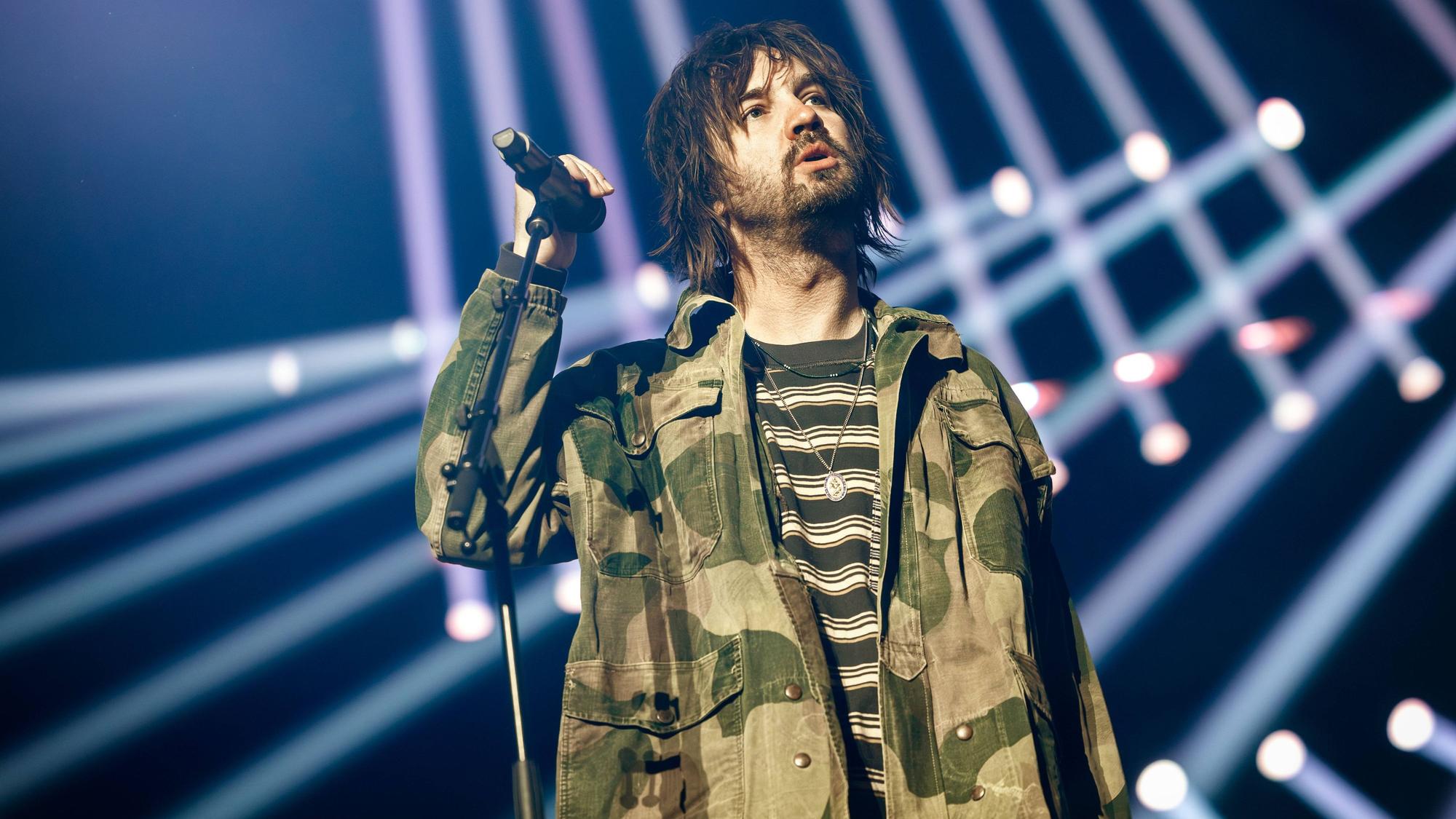 Tame Impala beim Auftritt auf der Bühne.