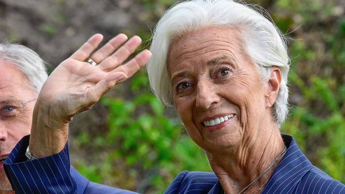 Christine Lagarde gibt ihr Amt als Präsidentin der Europäischen Zentranlbank (EZB) vorzeitig ab.