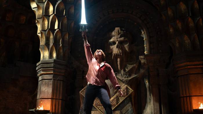 Der Brite Nicholas Galitzine (“Als du mich sahst“) übernimmt in „Masters of the Universe“ die stärkste Rolle seiner bisherigen Karriere: Er ist jetzt He-Man. (Bild: Plaion Pictures)