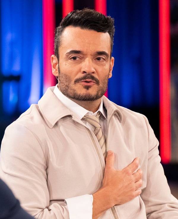 Giovanni Zarrella ist am Freitagabend im „Kölner Treff“ zu Gast. (Bild: FLOW/ WDR/ Melanie Grande)