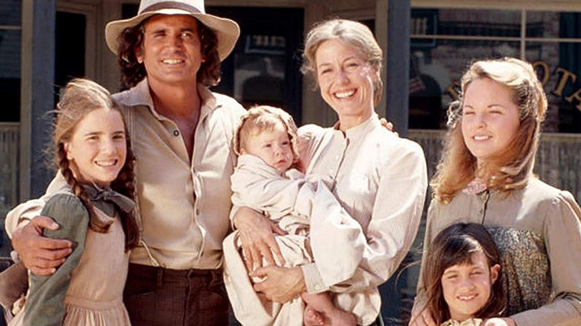 In „Unsere kleine Farm“ stellte Michael Landon (zweiter von links) nicht nur den Familienvater Charles Ingalls dar, sondern war auch als Produzent und Regisseur tätig. (Bild: Universal )